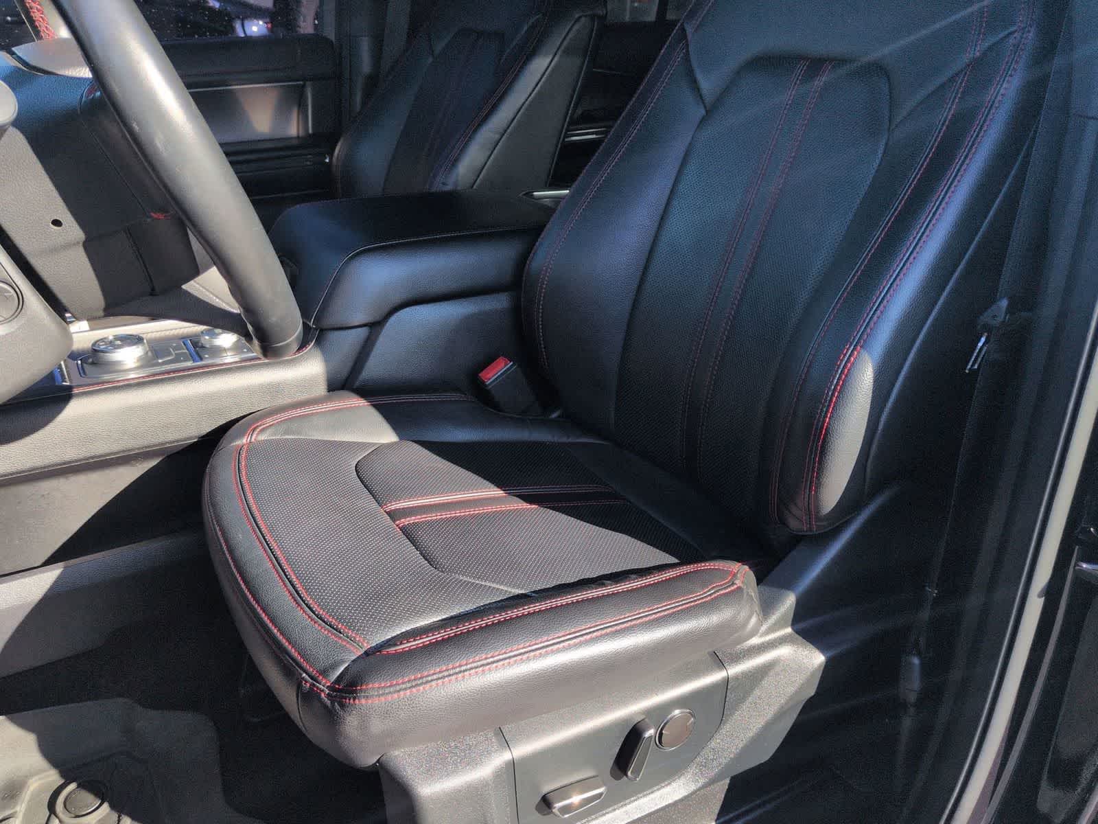 Thumbnail: 2020 Ford Expedition - 15