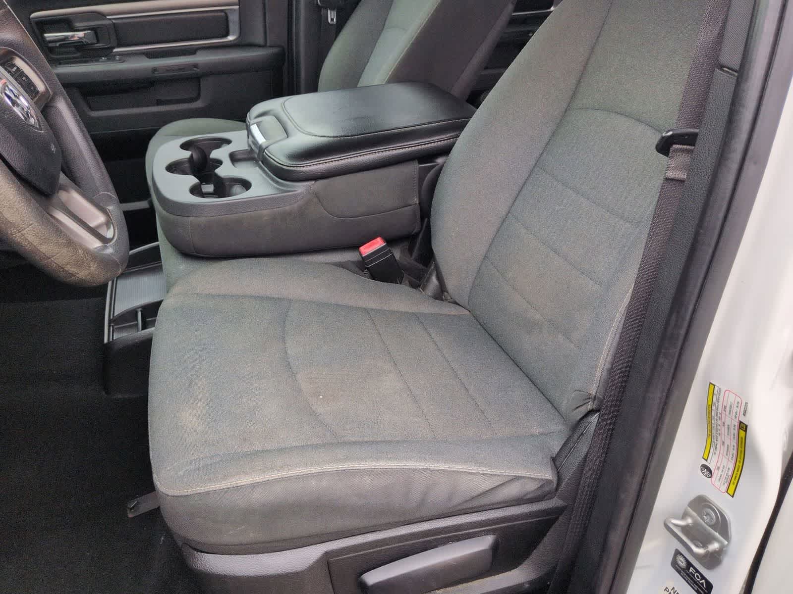 Thumbnail: 2021 RAM 1500 Classic - 14