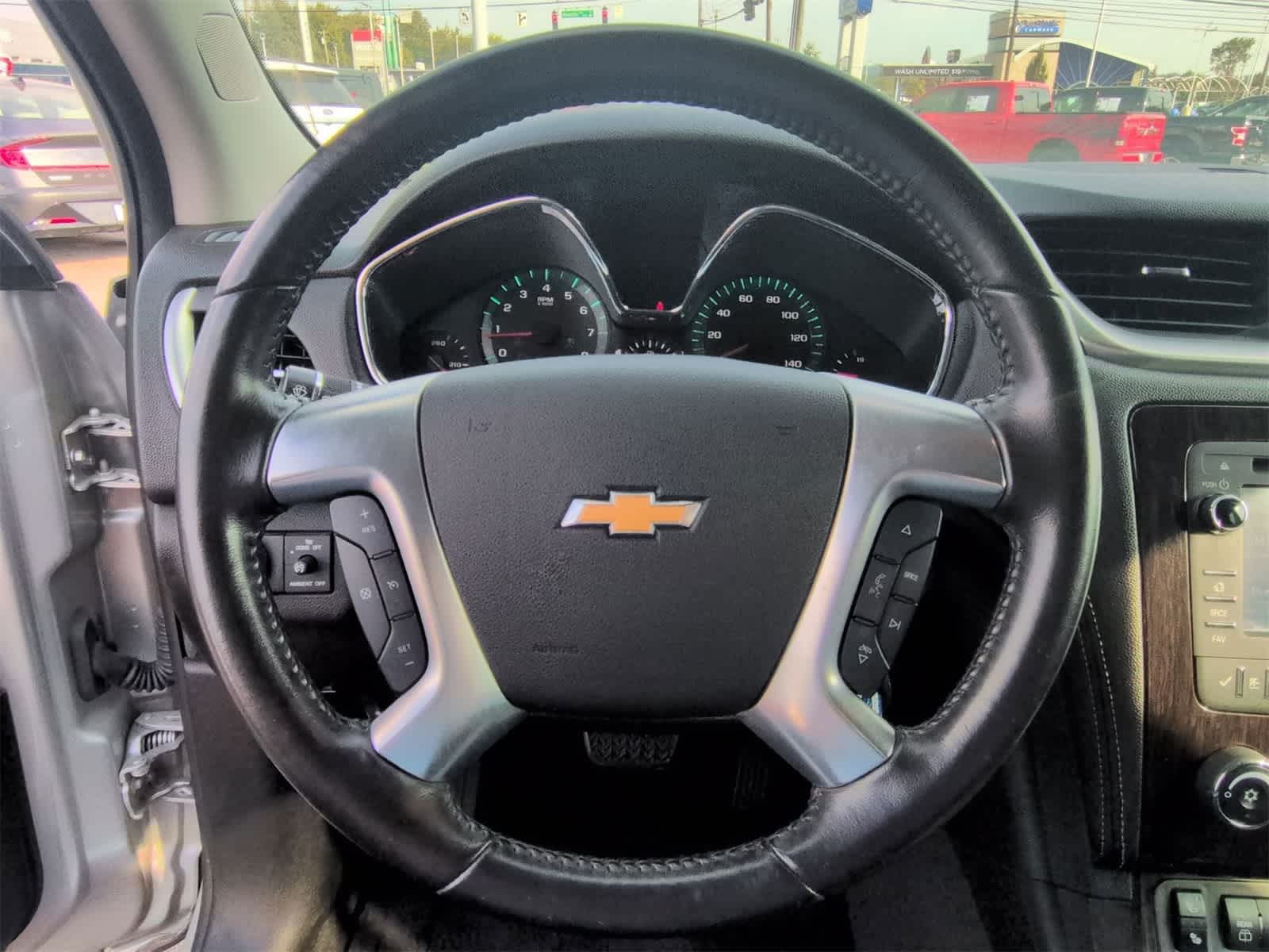 Thumbnail: 2017 Chevrolet Traverse - 22