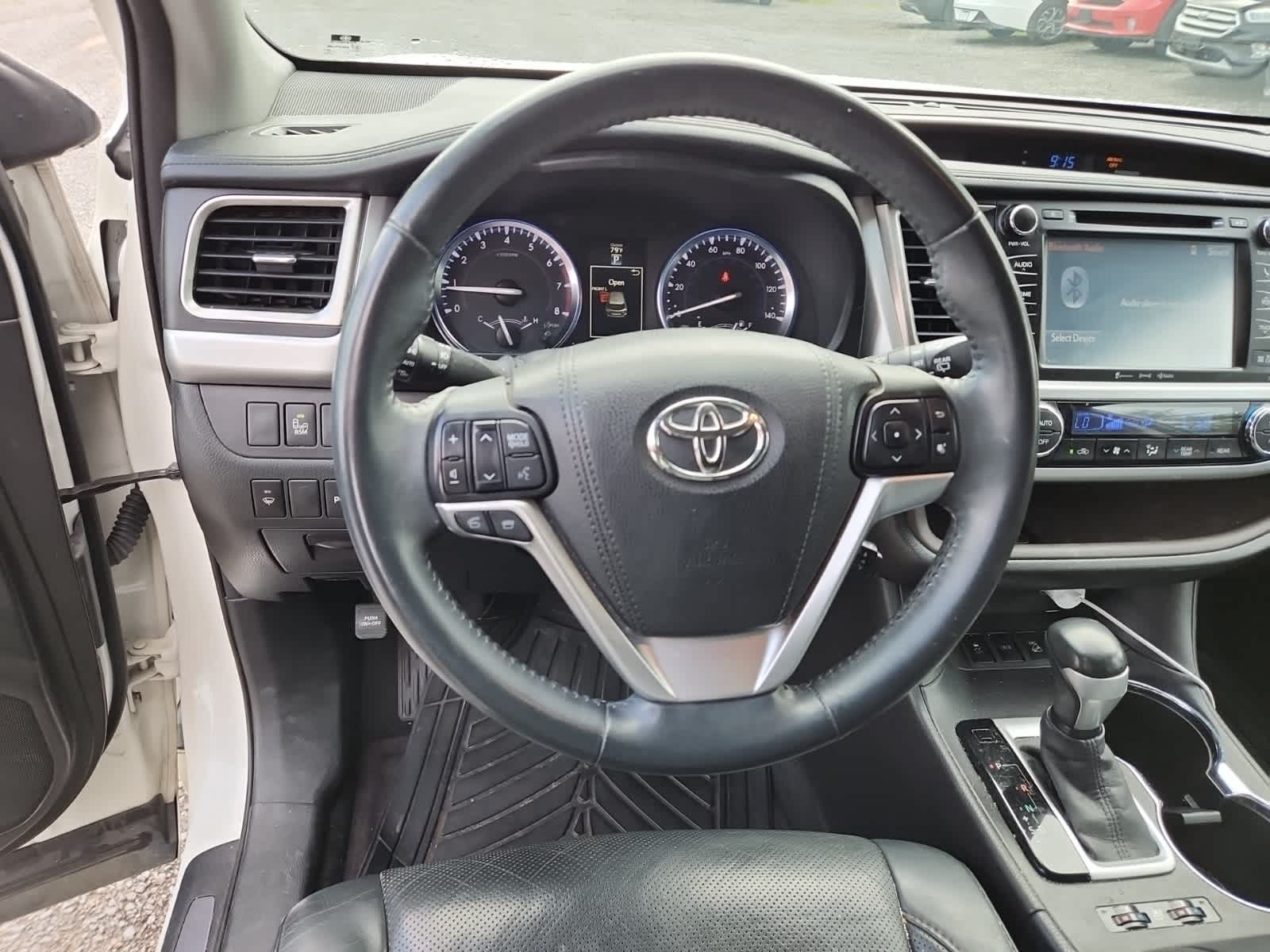 Thumbnail: 2016 Toyota Highlander - 12