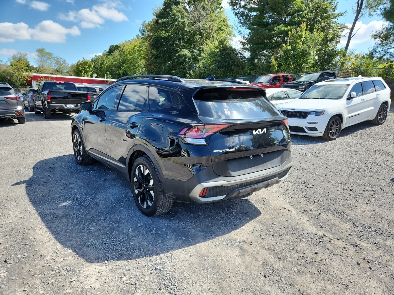 Thumbnail: 2023 Kia Sportage - 3