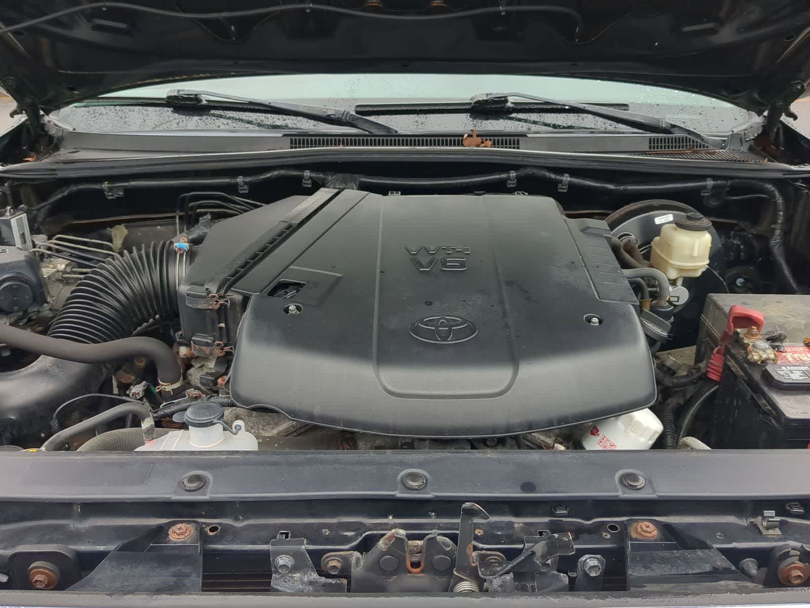 Thumbnail: 2015 Toyota Tacoma - 15