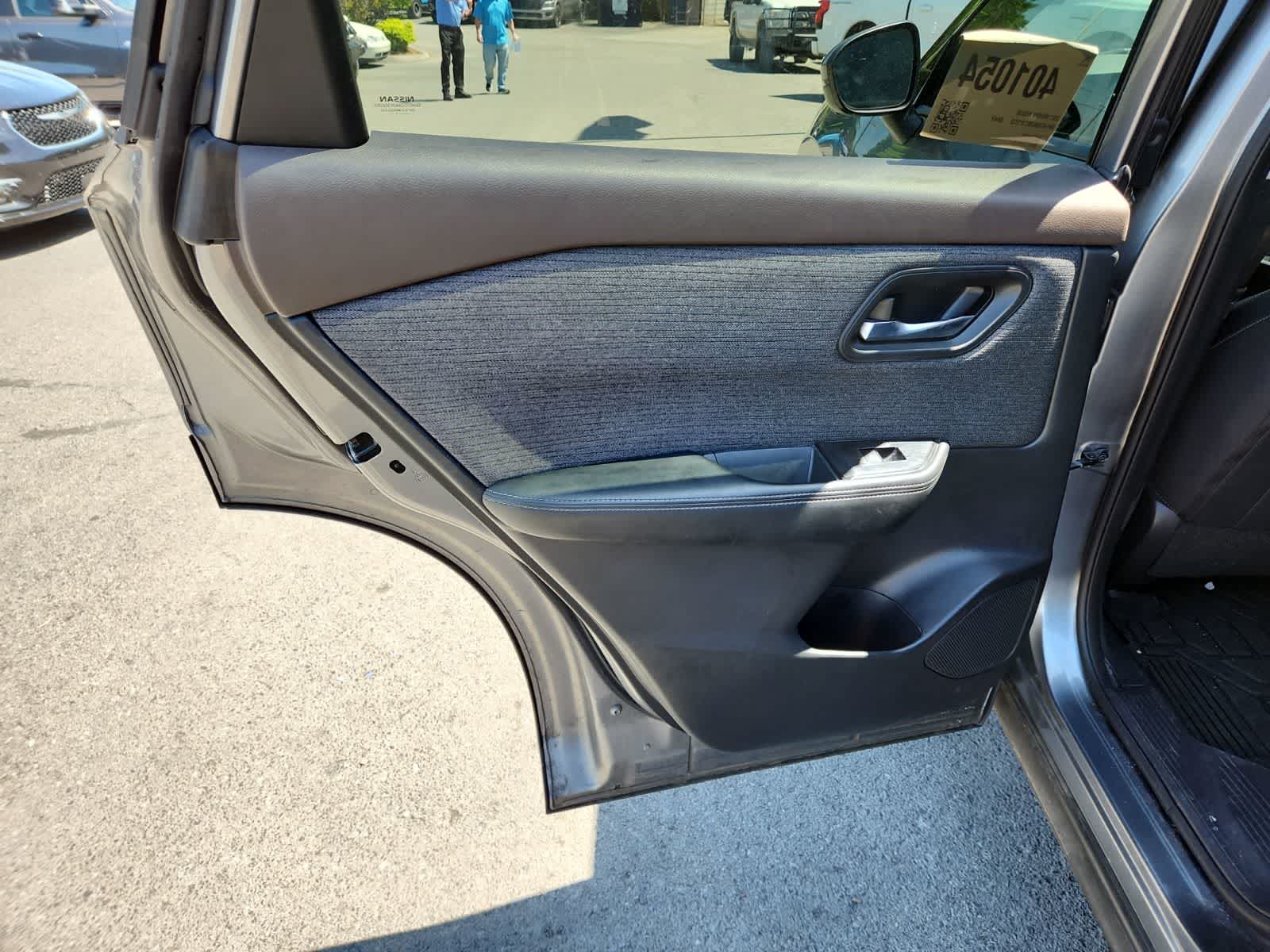 Thumbnail: 2021 Nissan Rogue - 27