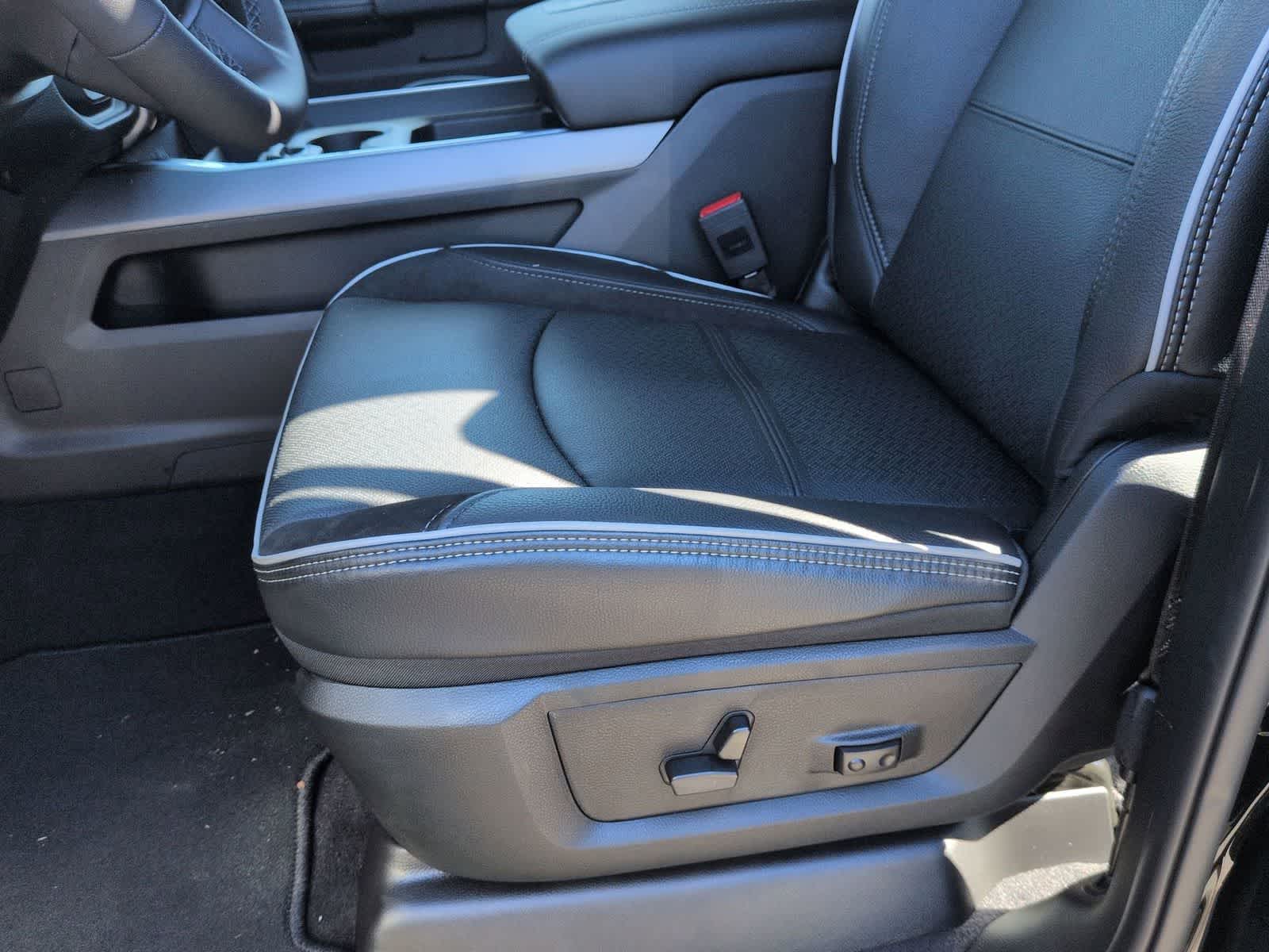 Thumbnail: 2026 RAM 2500 - 14