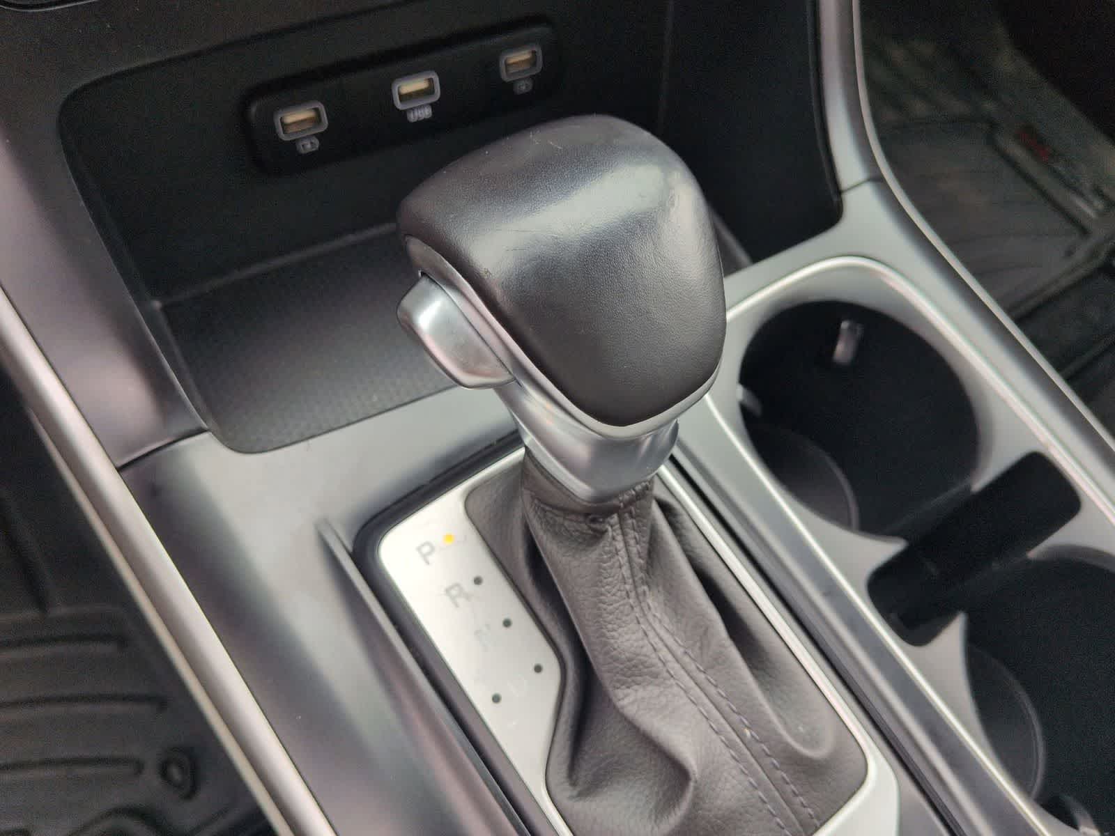 Thumbnail: 2022 Kia Carnival - 31