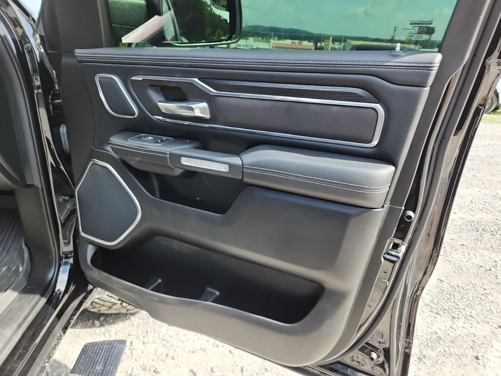 Thumbnail: 2023 RAM 1500 - 23