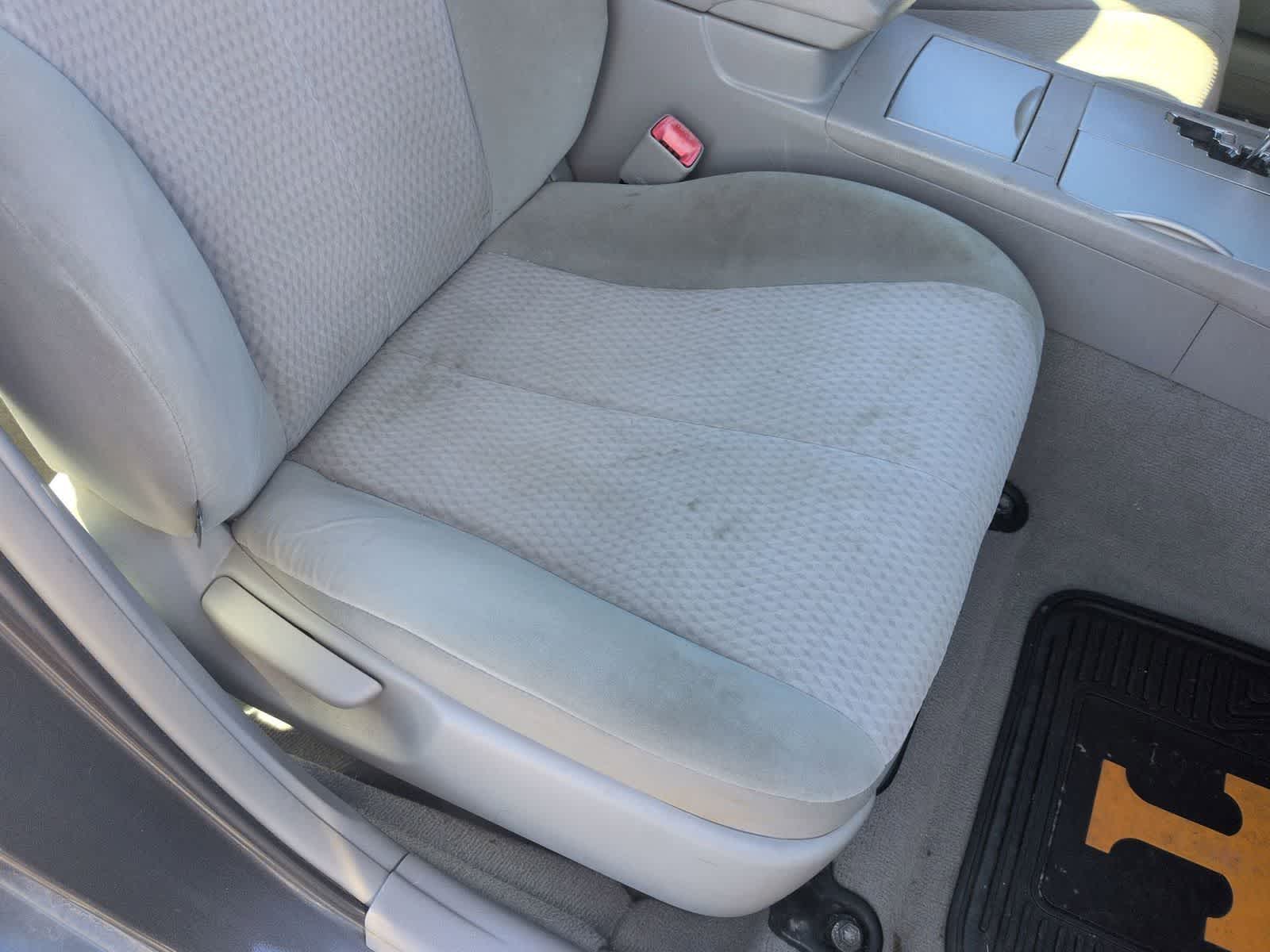 Thumbnail: 2011 Toyota Camry - 20