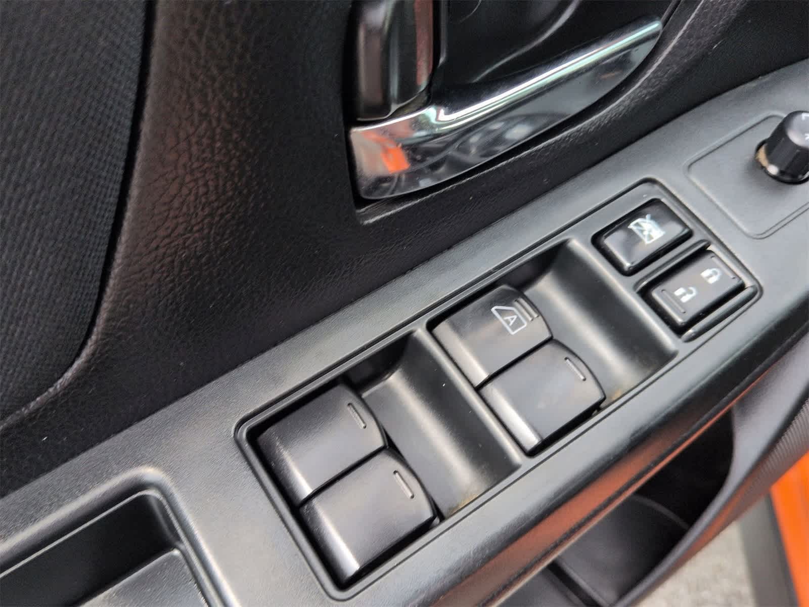 Thumbnail: 2014 Subaru XV Crosstrek - 17