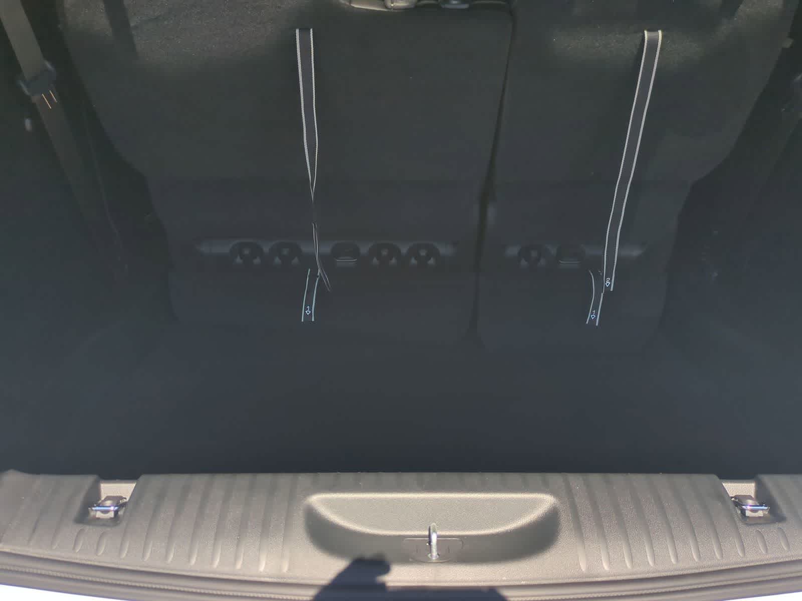 Thumbnail: 2027 Chrysler Pacifica - 33