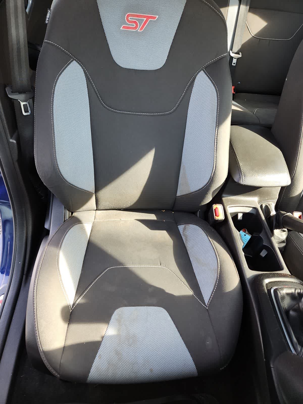 Thumbnail: 2017 Ford Focus - 18