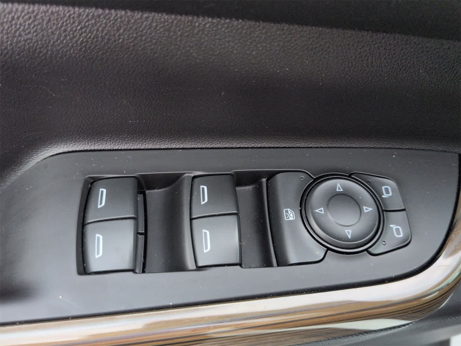 Thumbnail: 2019 GMC Acadia - 17