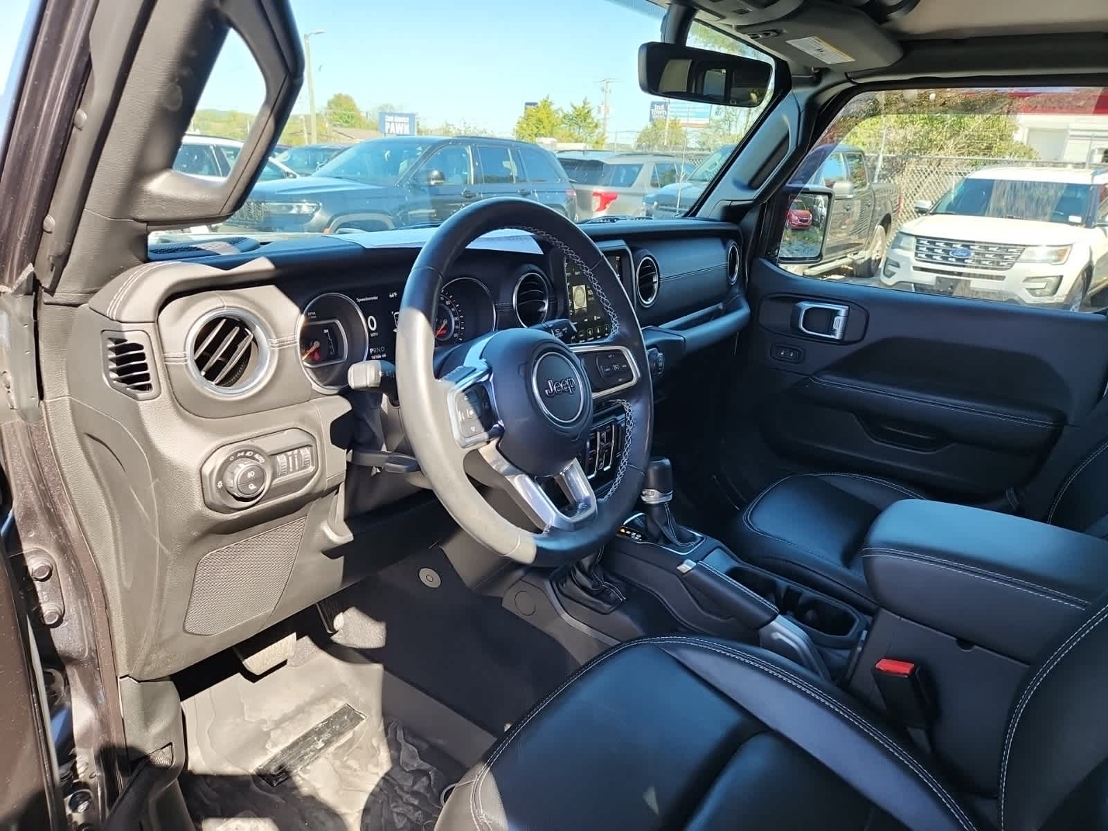 Thumbnail: 2021 Jeep Gladiator - 14