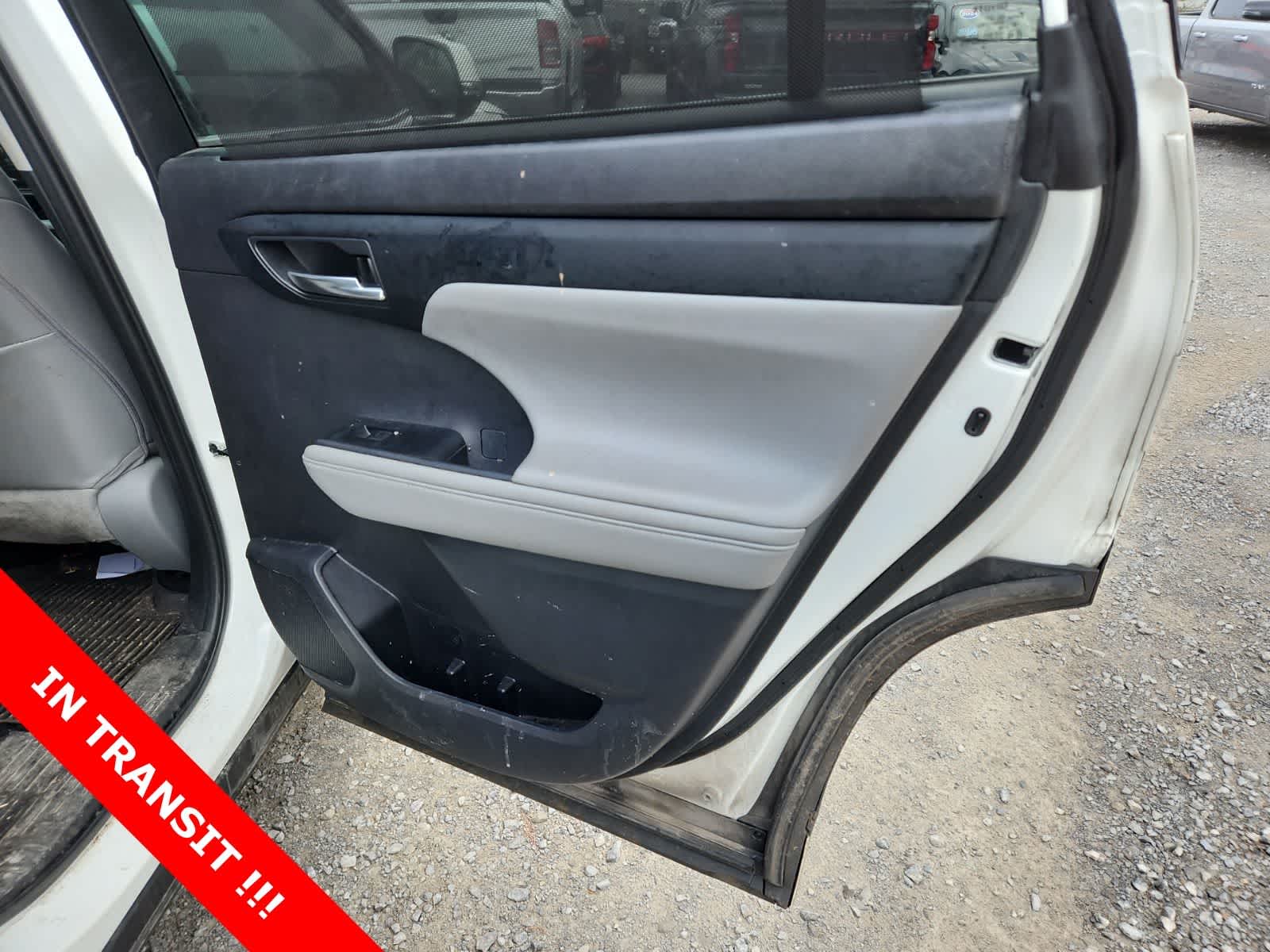 Thumbnail: 2021 Toyota Highlander - 24