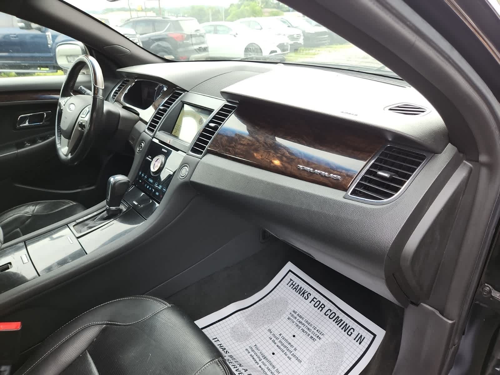 Thumbnail: 2017 Ford Taurus - 17
