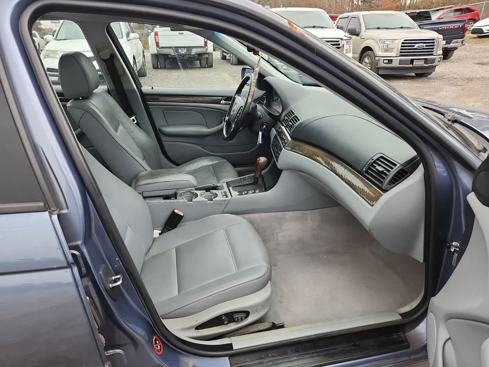 Thumbnail: 2000 BMW 3 Series - 21