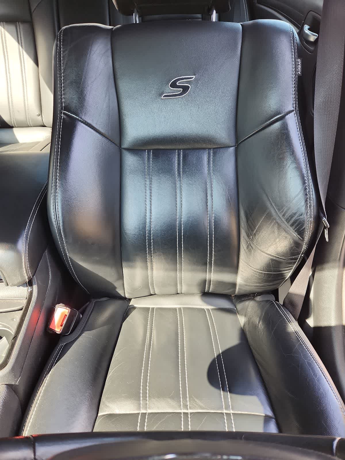 Thumbnail: 2015 Chrysler 300 - 14