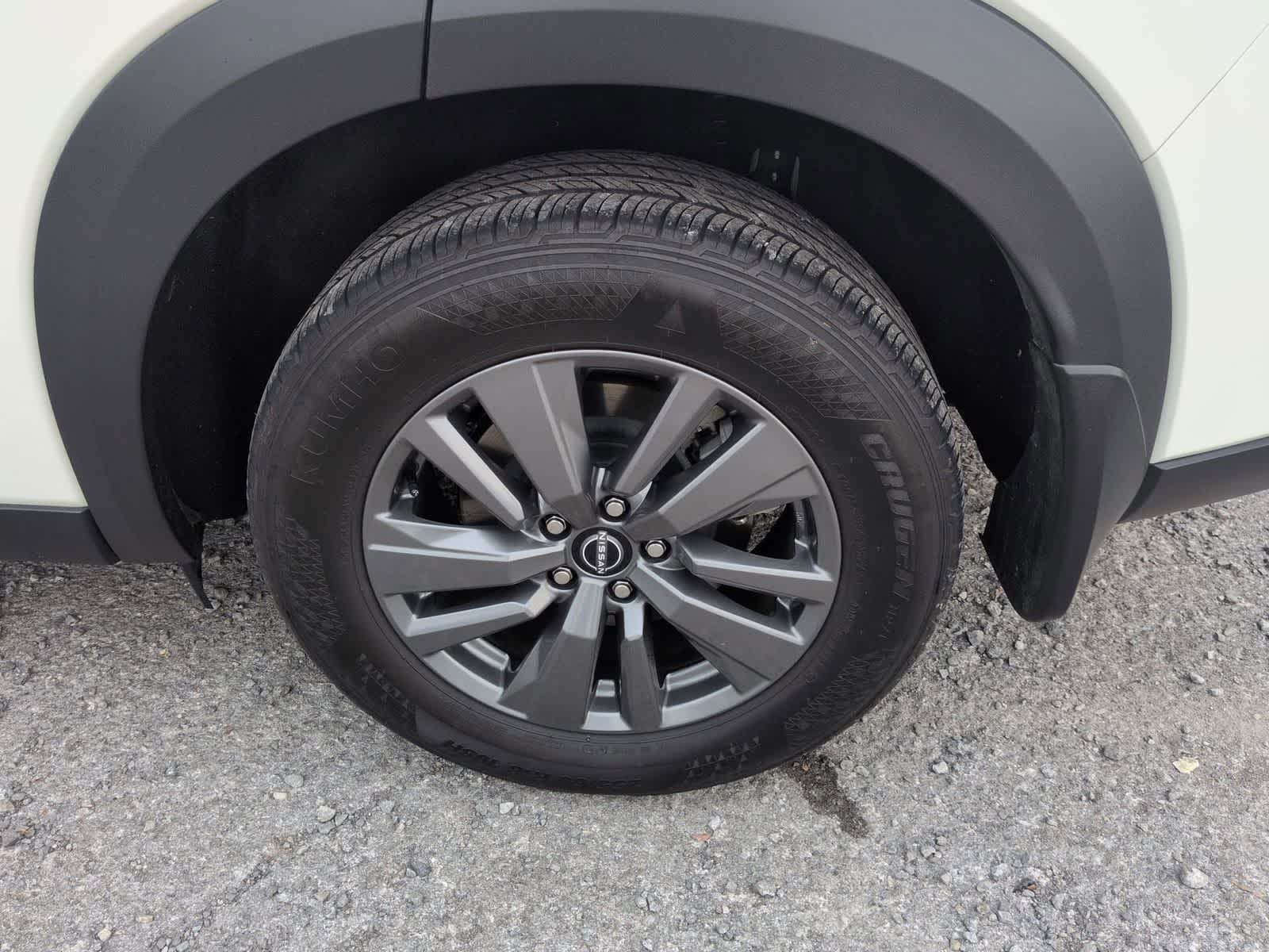 Thumbnail: 2024 Nissan Pathfinder - 13