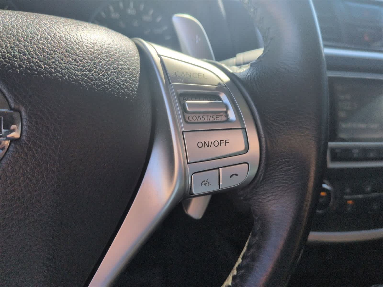 Thumbnail: 2016 Nissan Altima - 23