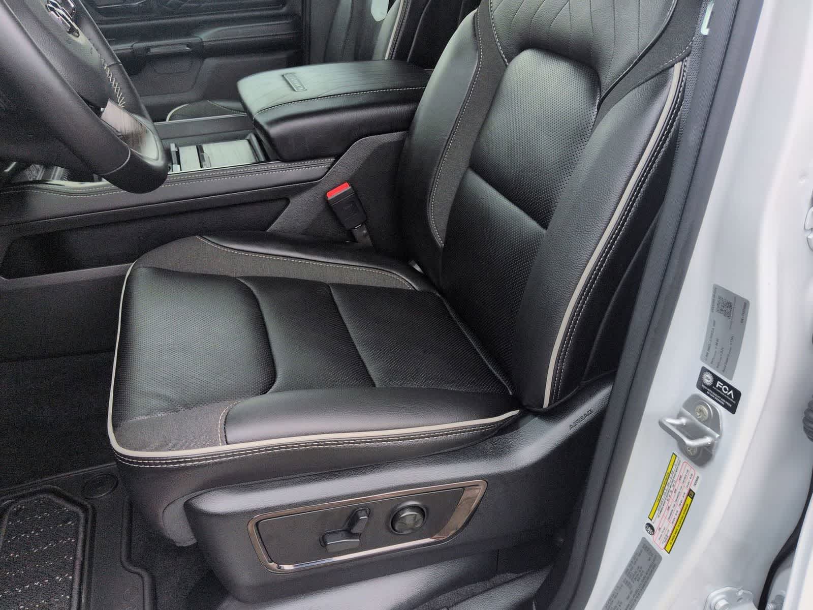 Thumbnail: 2026 RAM 1500 - 13