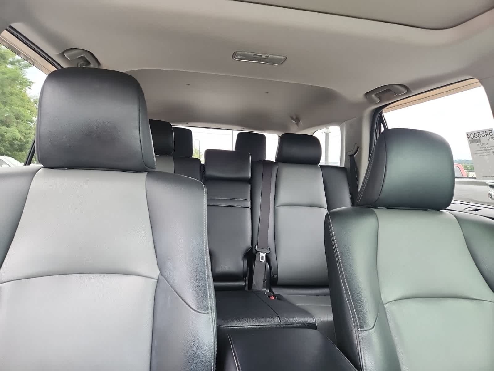 Thumbnail: 2019 Toyota 4Runner - 19