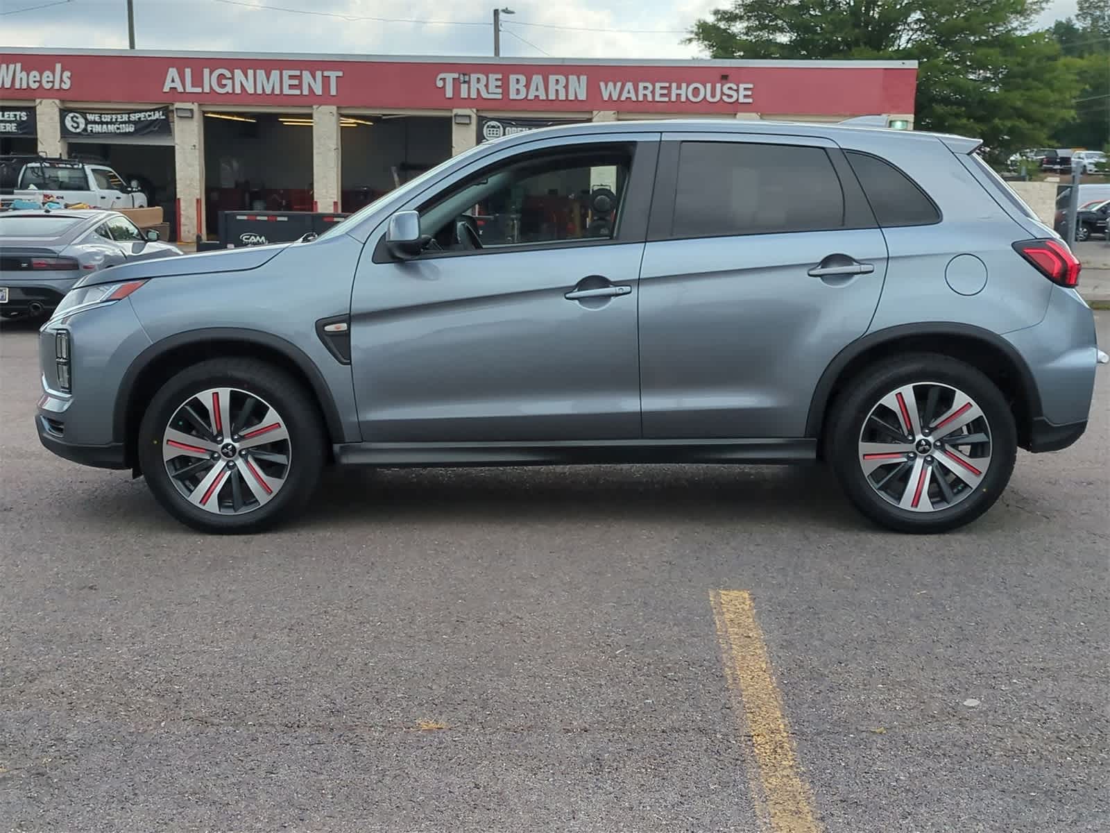 Thumbnail: 2022 Mitsubishi Outlander Sport - 5
