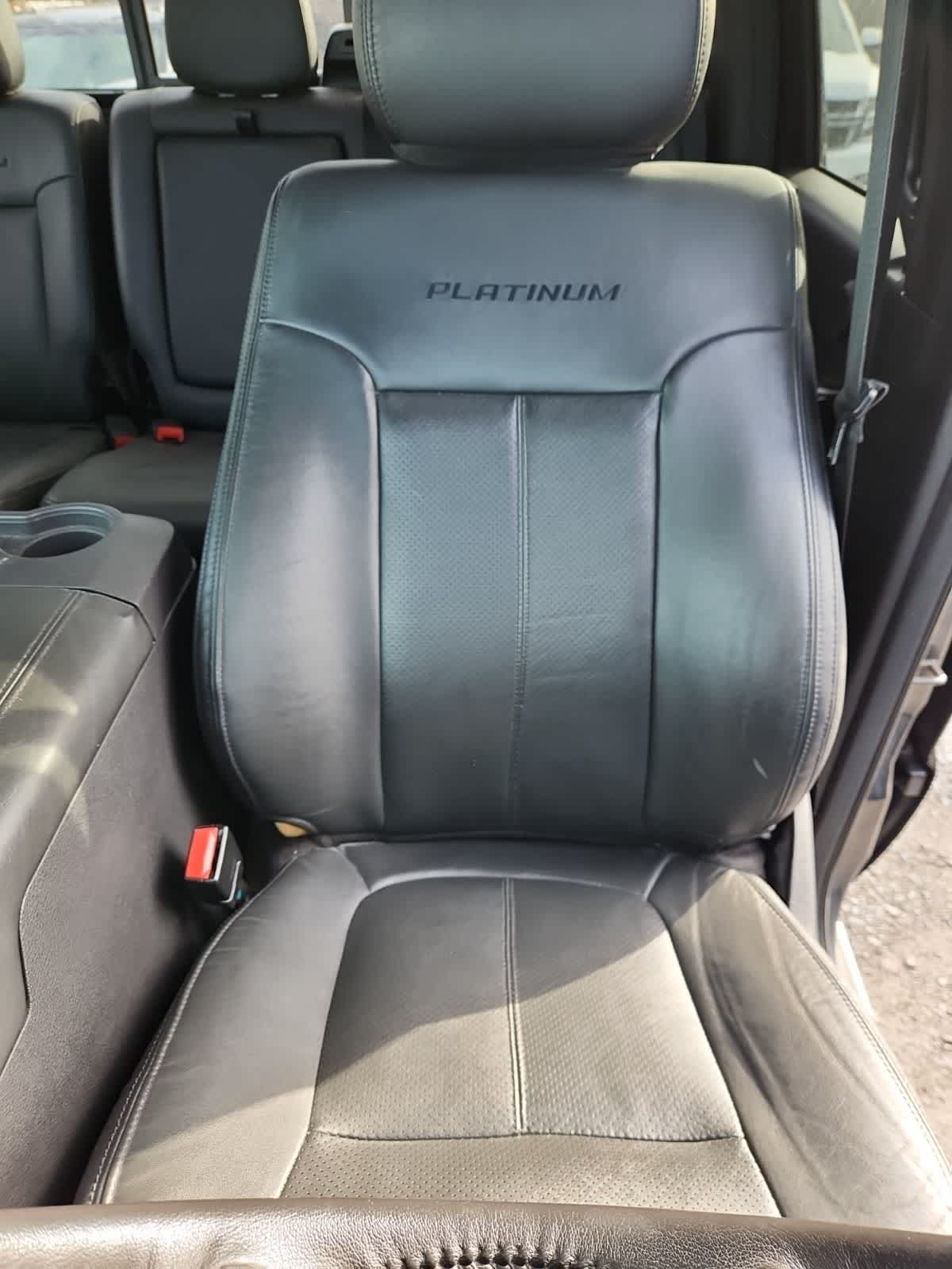 Thumbnail: 2015 Ford Econoline - 13