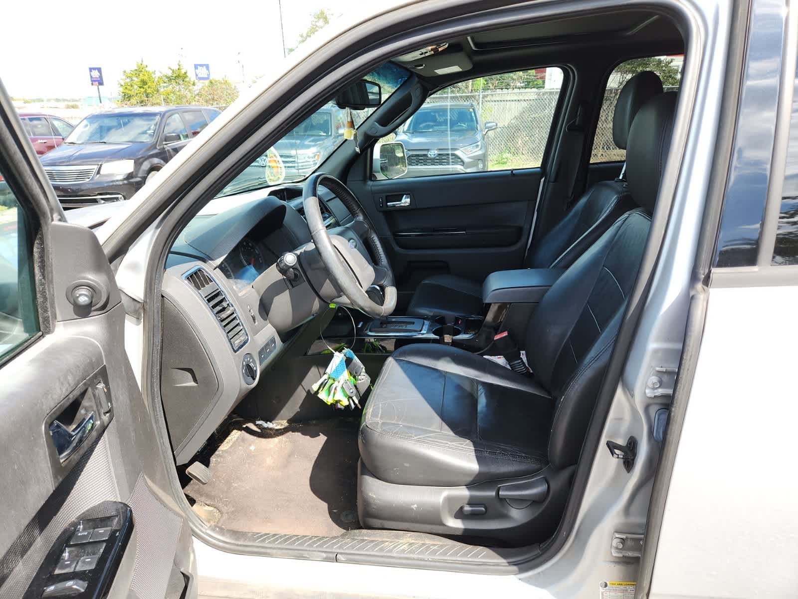 Thumbnail: 2012 Ford Escape - 15