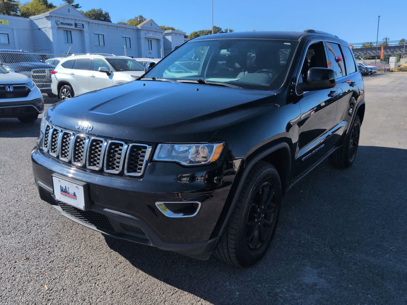 Thumbnail: 2021 Jeep Grand Cherokee - 4