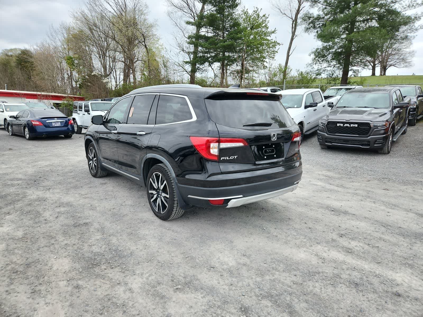 Thumbnail: 2020 Honda Pilot - 3