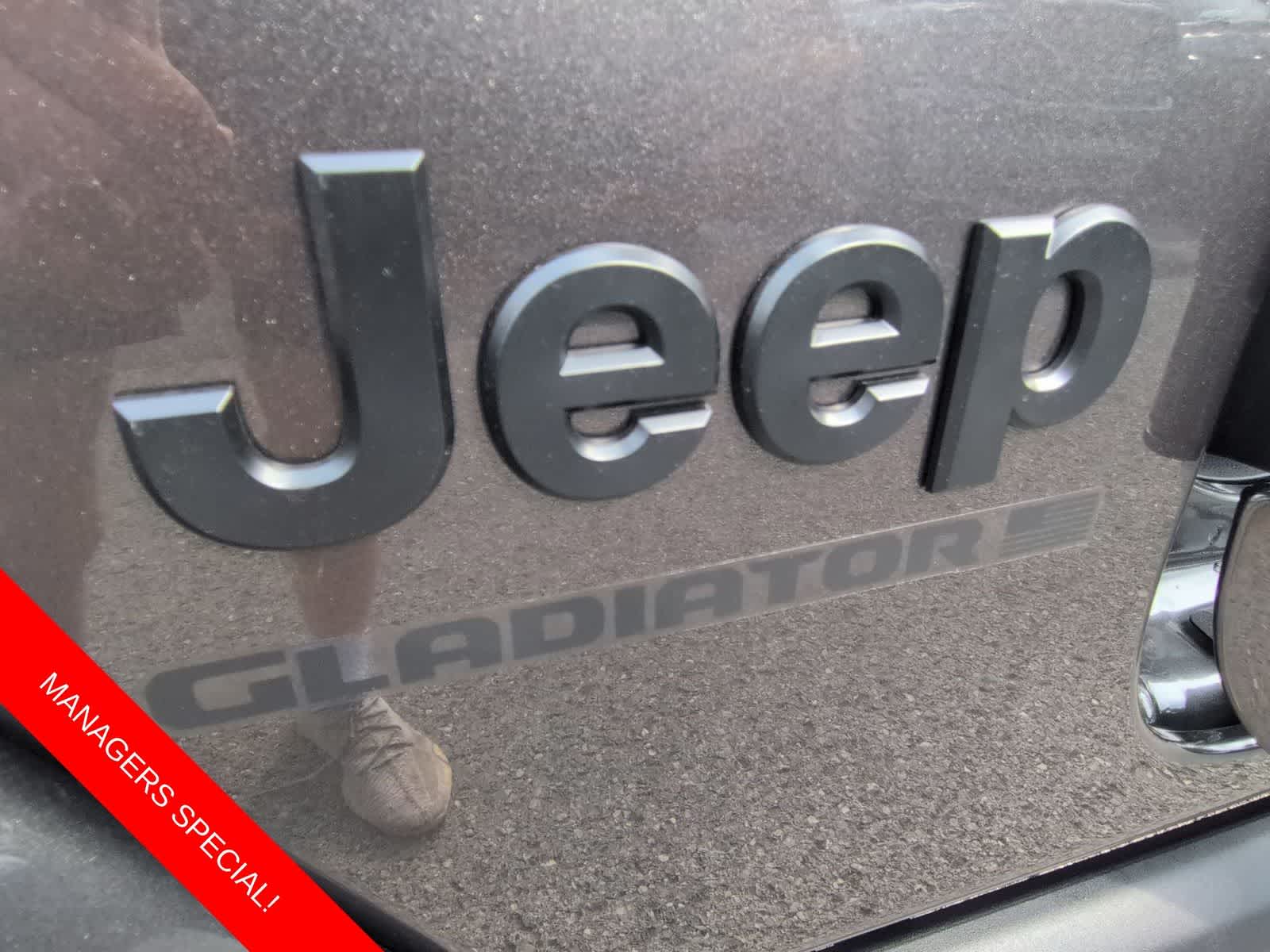 Thumbnail: 2025 Jeep Gladiator - 12