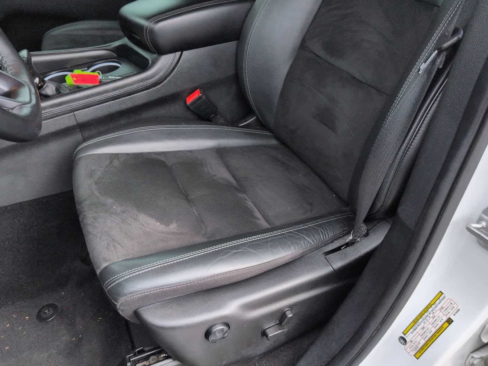 Thumbnail: 2022 Dodge Durango - 14