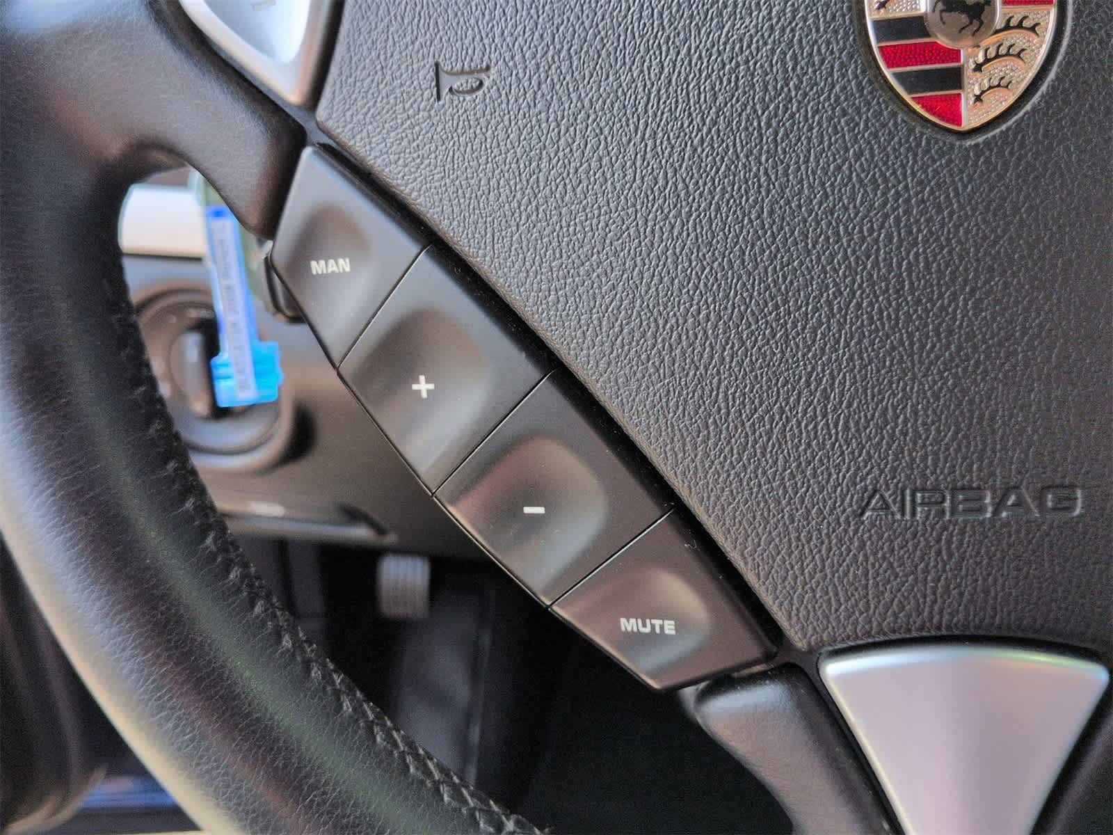 Thumbnail: 2008 Porsche Cayenne - 23