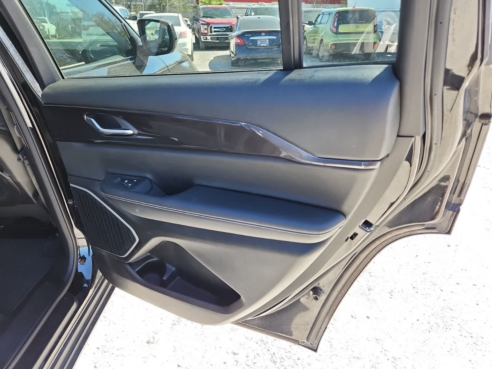 Thumbnail: 2021 Jeep Grand Cherokee L - 24