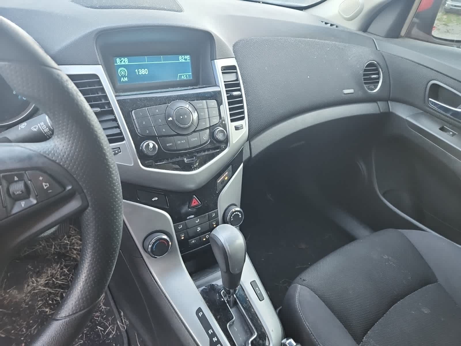 Thumbnail: 2015 Chevrolet Cruze - 10