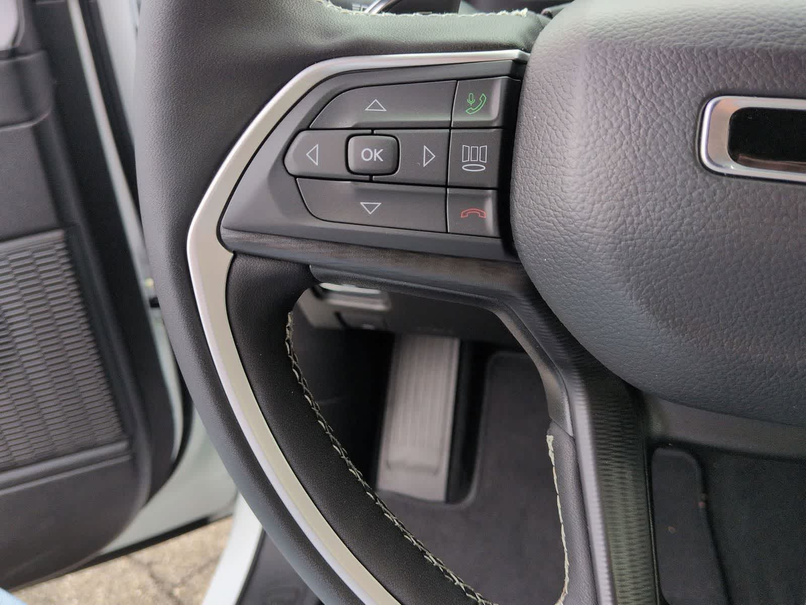 Thumbnail: 2025 Jeep Grand Cherokee L - 22