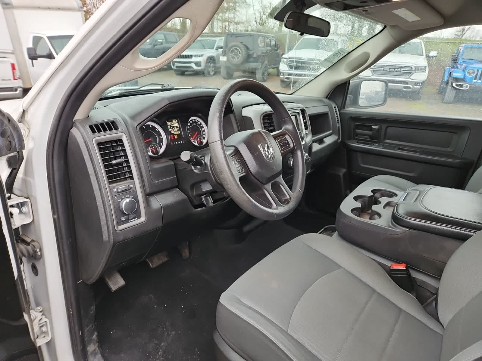 Thumbnail: 2022 RAM 1500 Classic - 13