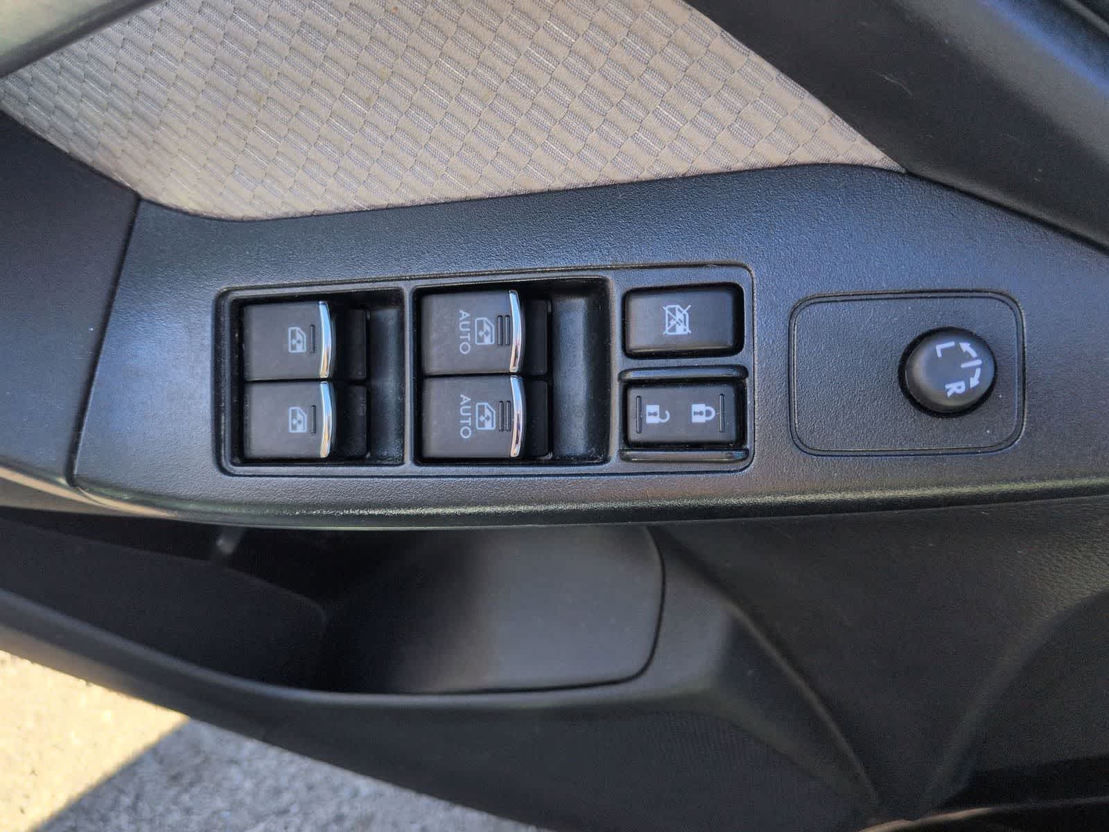 Thumbnail: 2018 Subaru Forester - 15