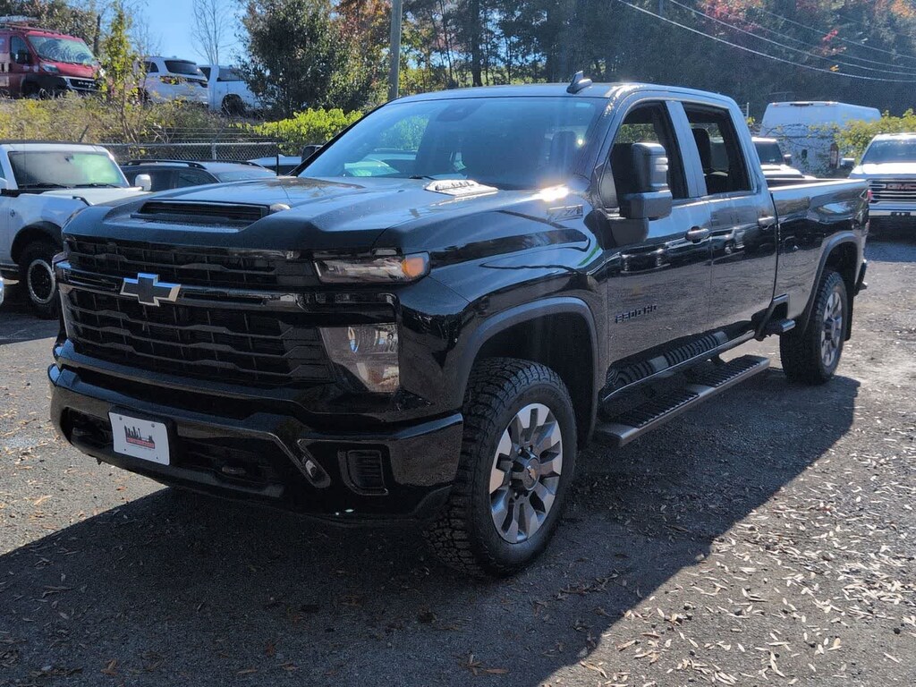 Used 2024 Chevrolet Silverado 2500HD Custom Truck
