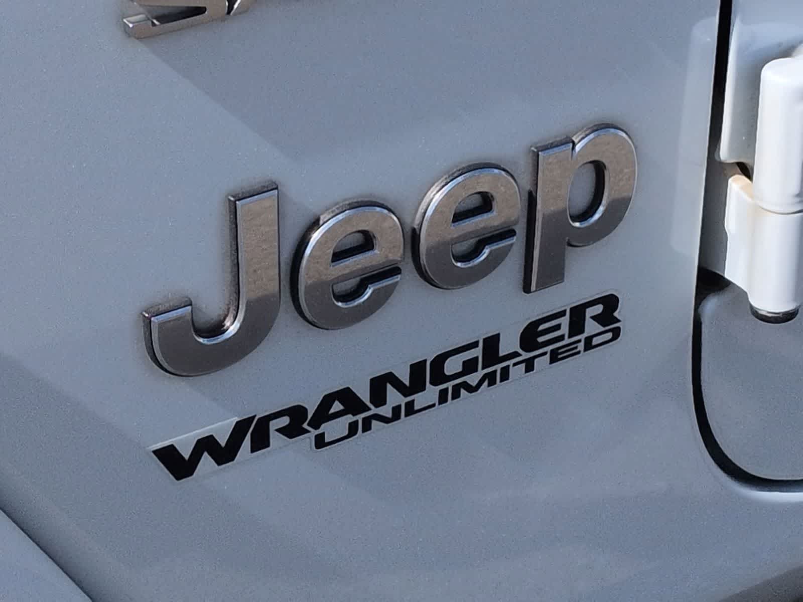 Thumbnail: 2018 Jeep Wrangler - 12