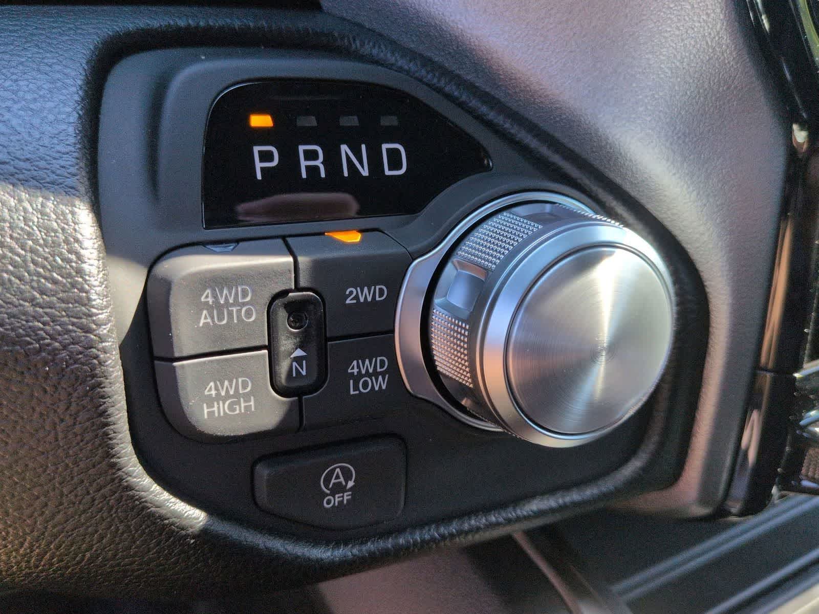 Thumbnail: 2026 RAM 1500 - 32