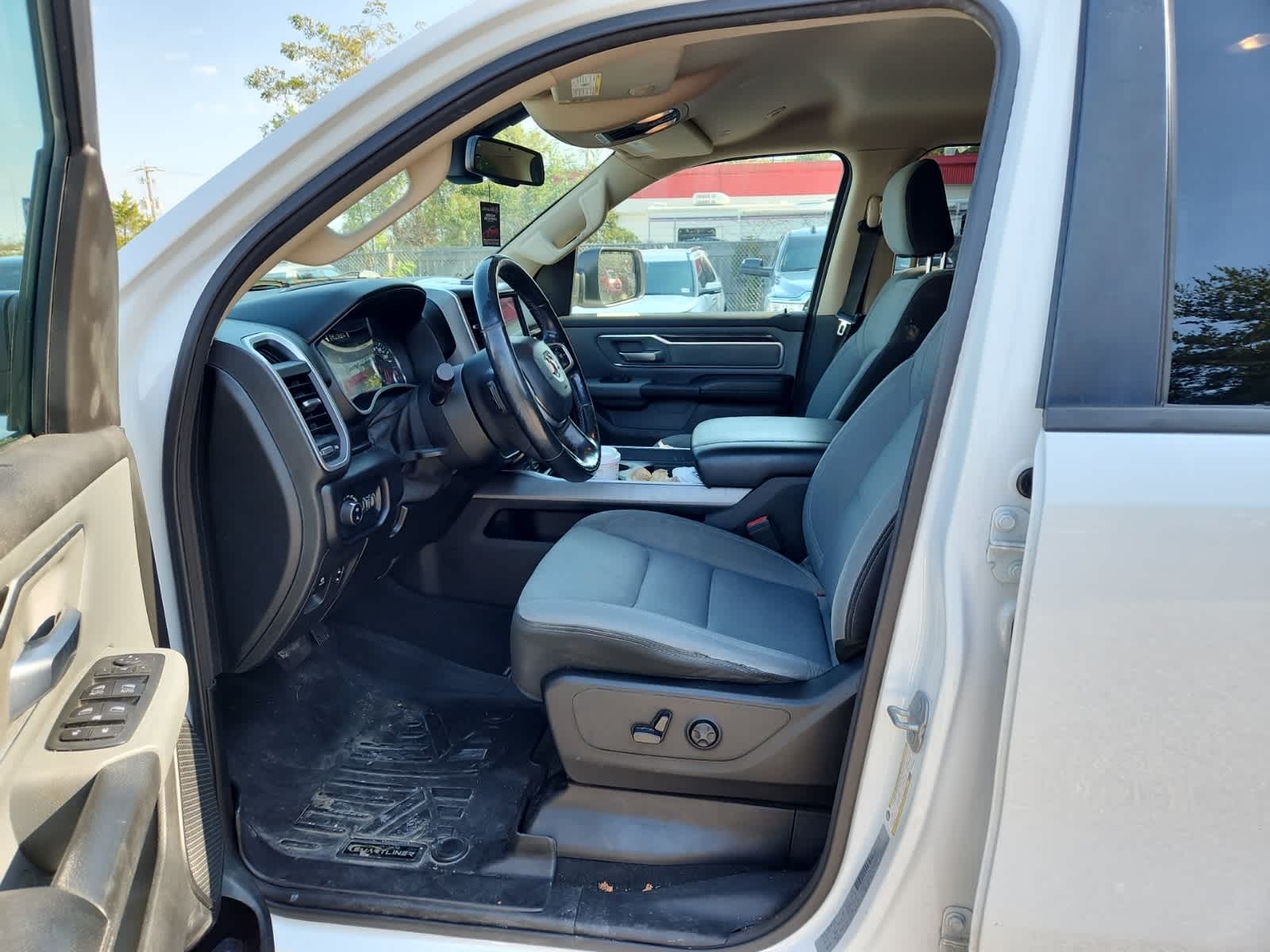 Thumbnail: 2019 RAM 1500 - 15