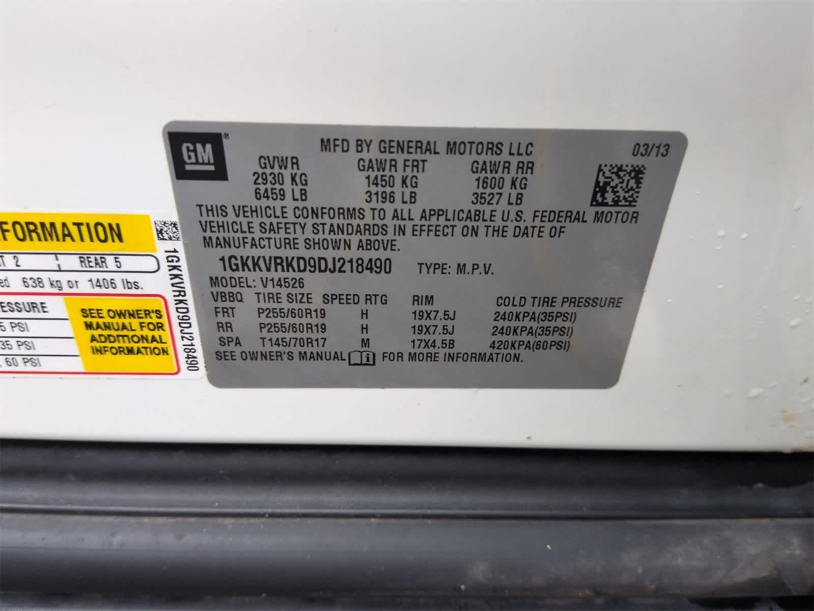 Thumbnail: 2013 GMC Acadia - 32