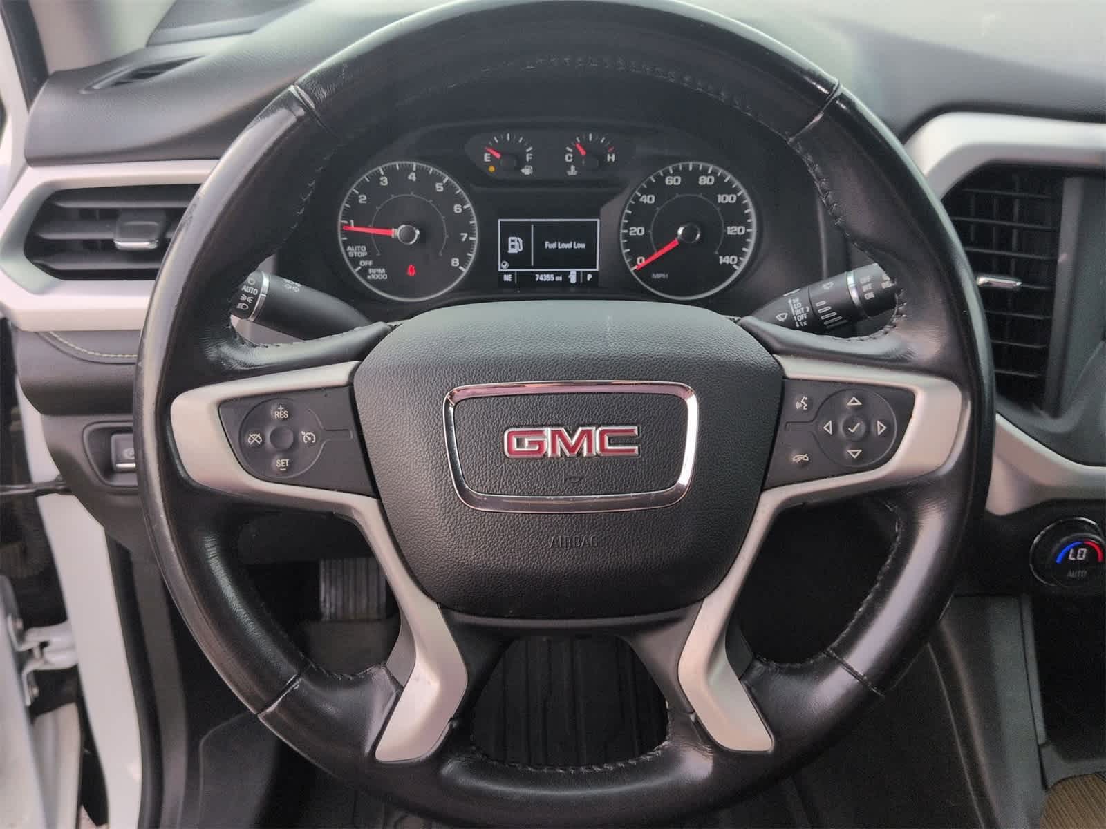 Thumbnail: 2019 GMC Acadia - 22