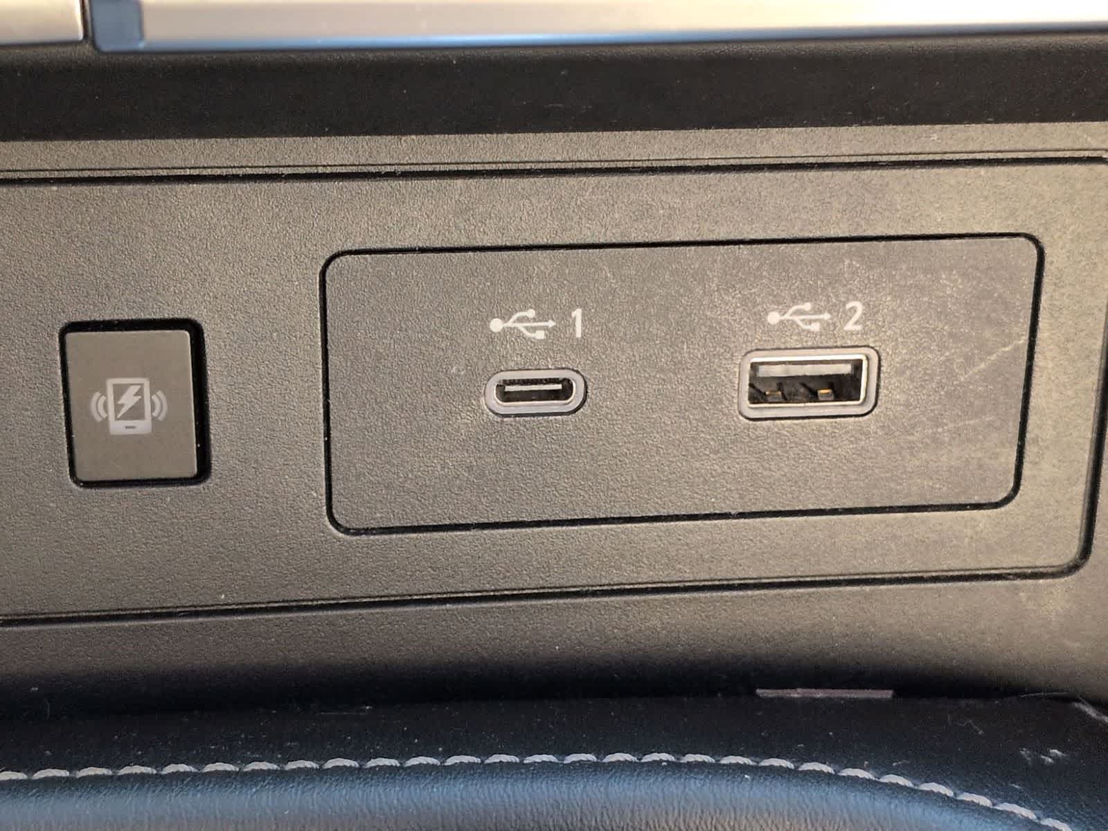 Thumbnail: 2021 Nissan Armada - 31