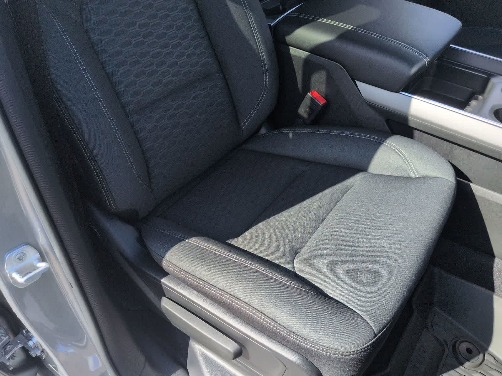 Thumbnail: 2026 RAM 1500 - 21