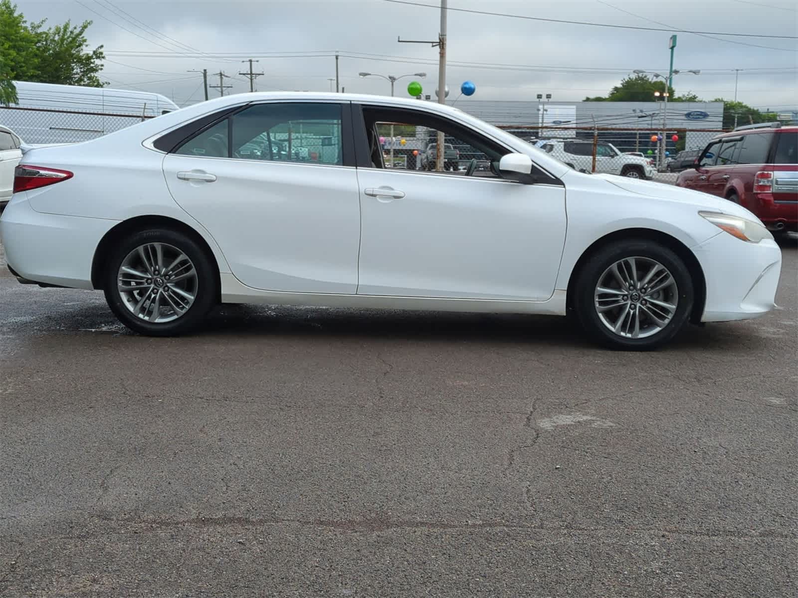 Thumbnail: 2017 Toyota Camry - 9