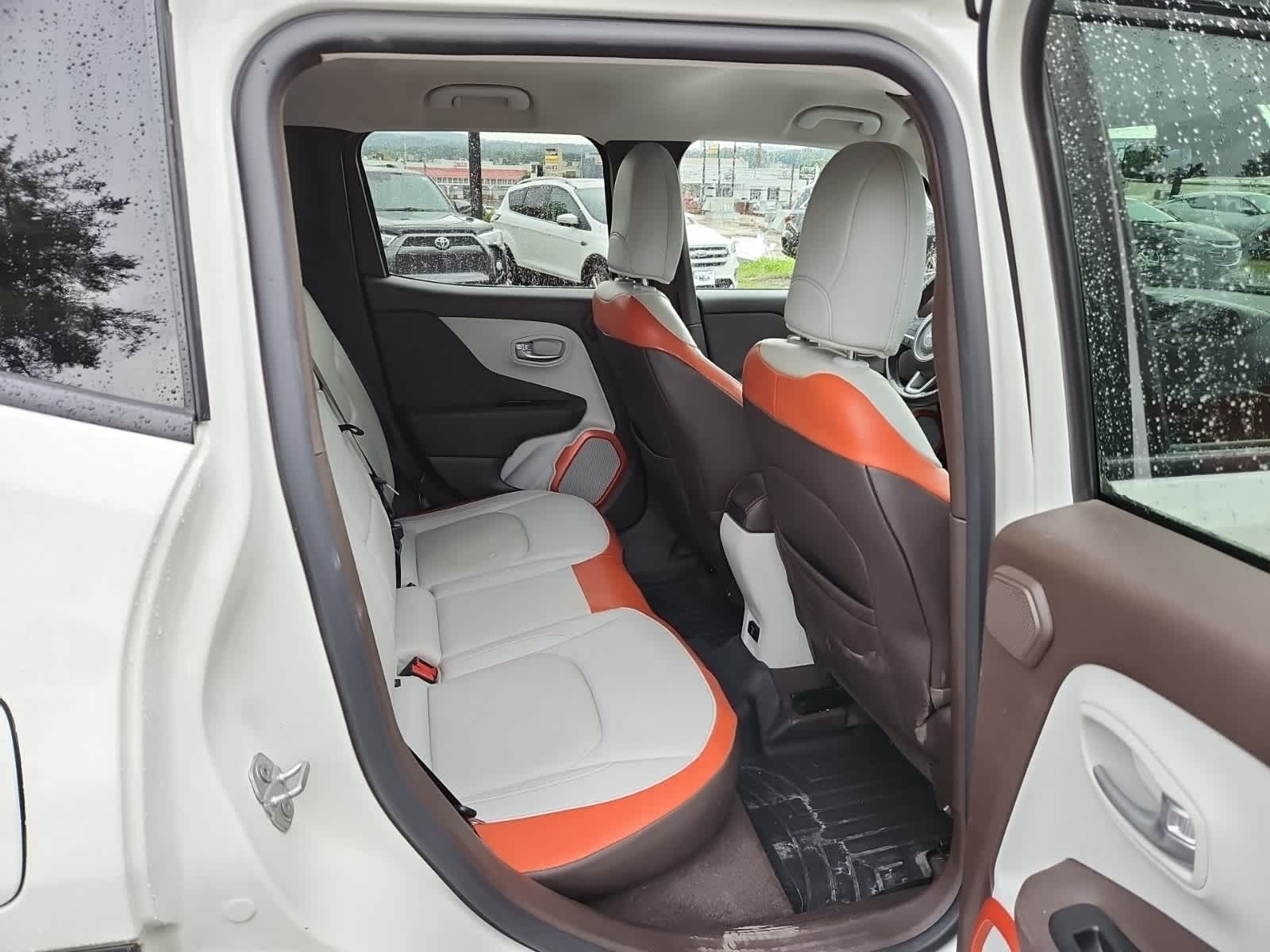 Thumbnail: 2015 Jeep Renegade - 23