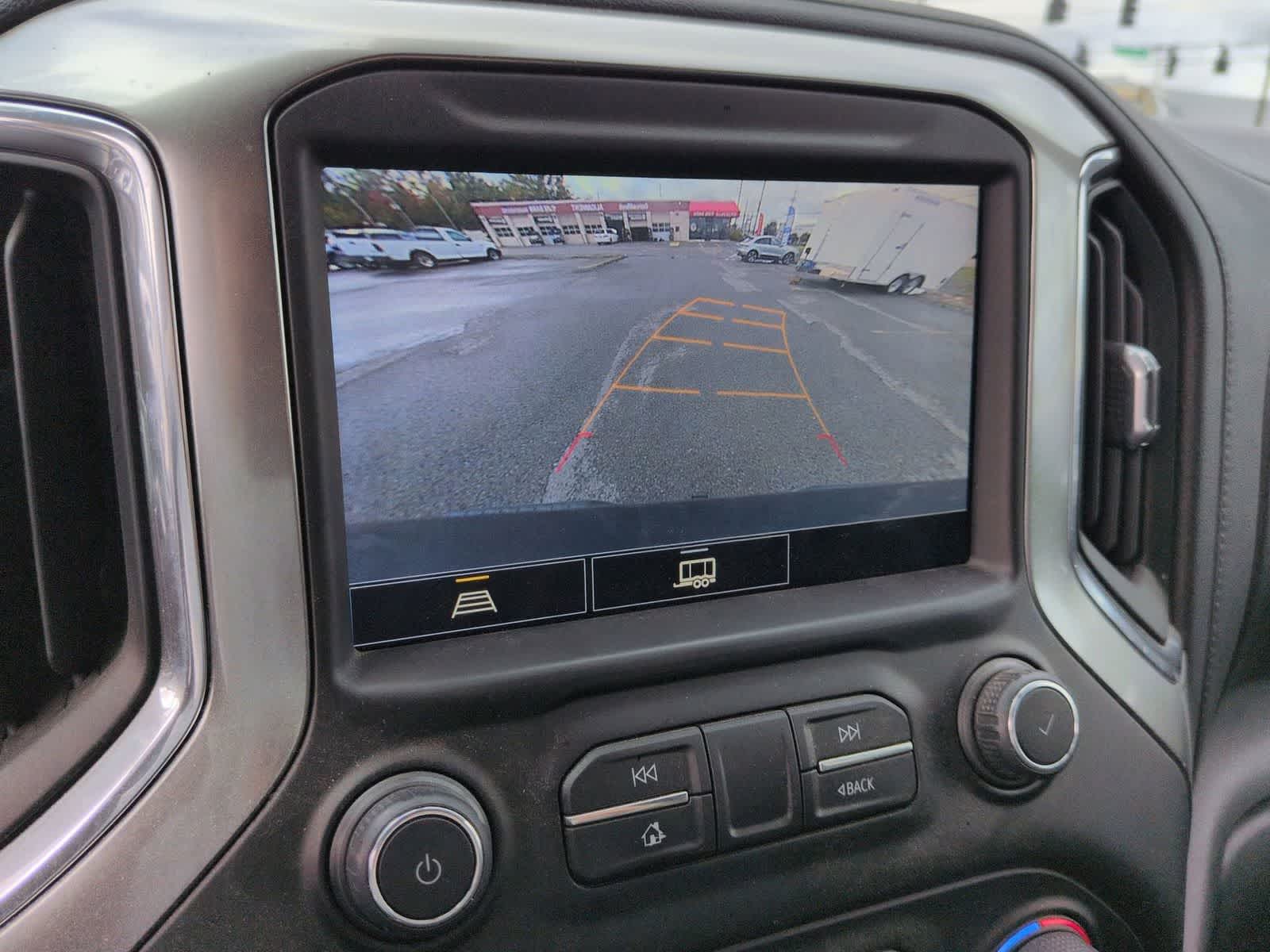 Thumbnail: 2021 Chevrolet Silverado 1500 - 22