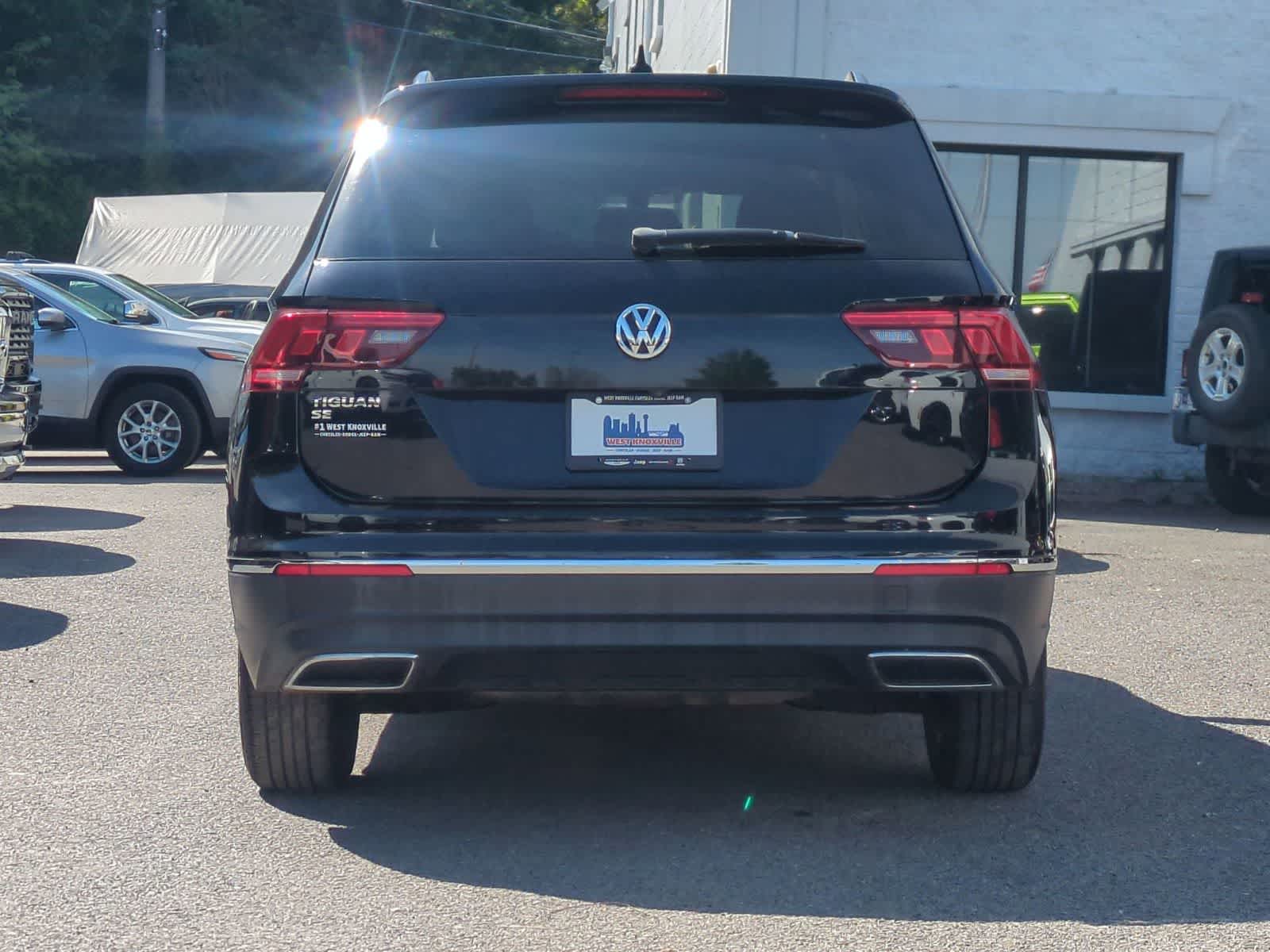 Thumbnail: 2020 Volkswagen Tiguan - 7