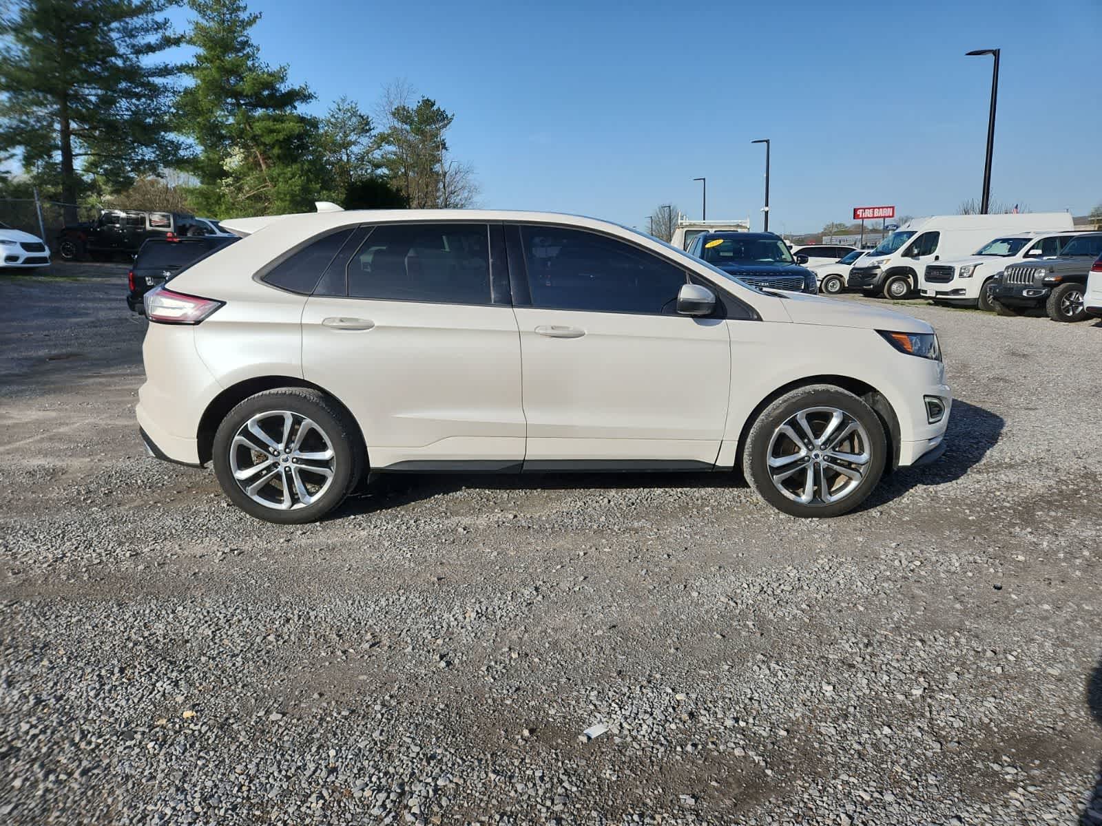 Thumbnail: 2016 Ford Edge - 6